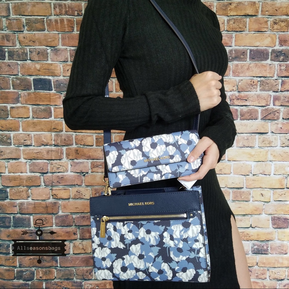 Michael Kors Hailee East West navy crossbody SET